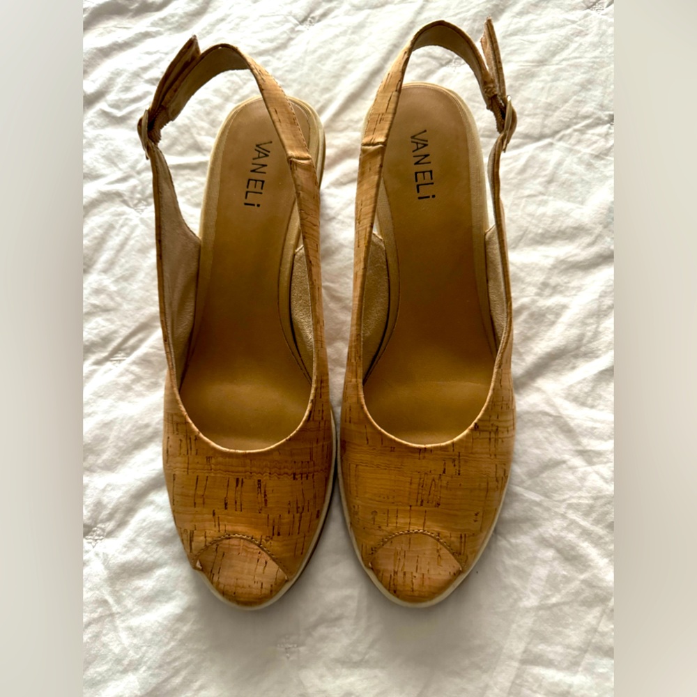 New Vaneli women’s peep toe shoes